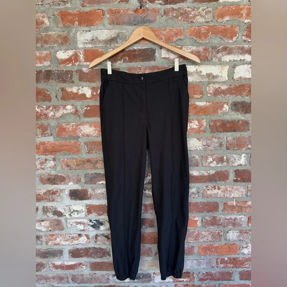 Lululemon Black Warpstreme High-Rise 7/8 Jogger Size 28‎